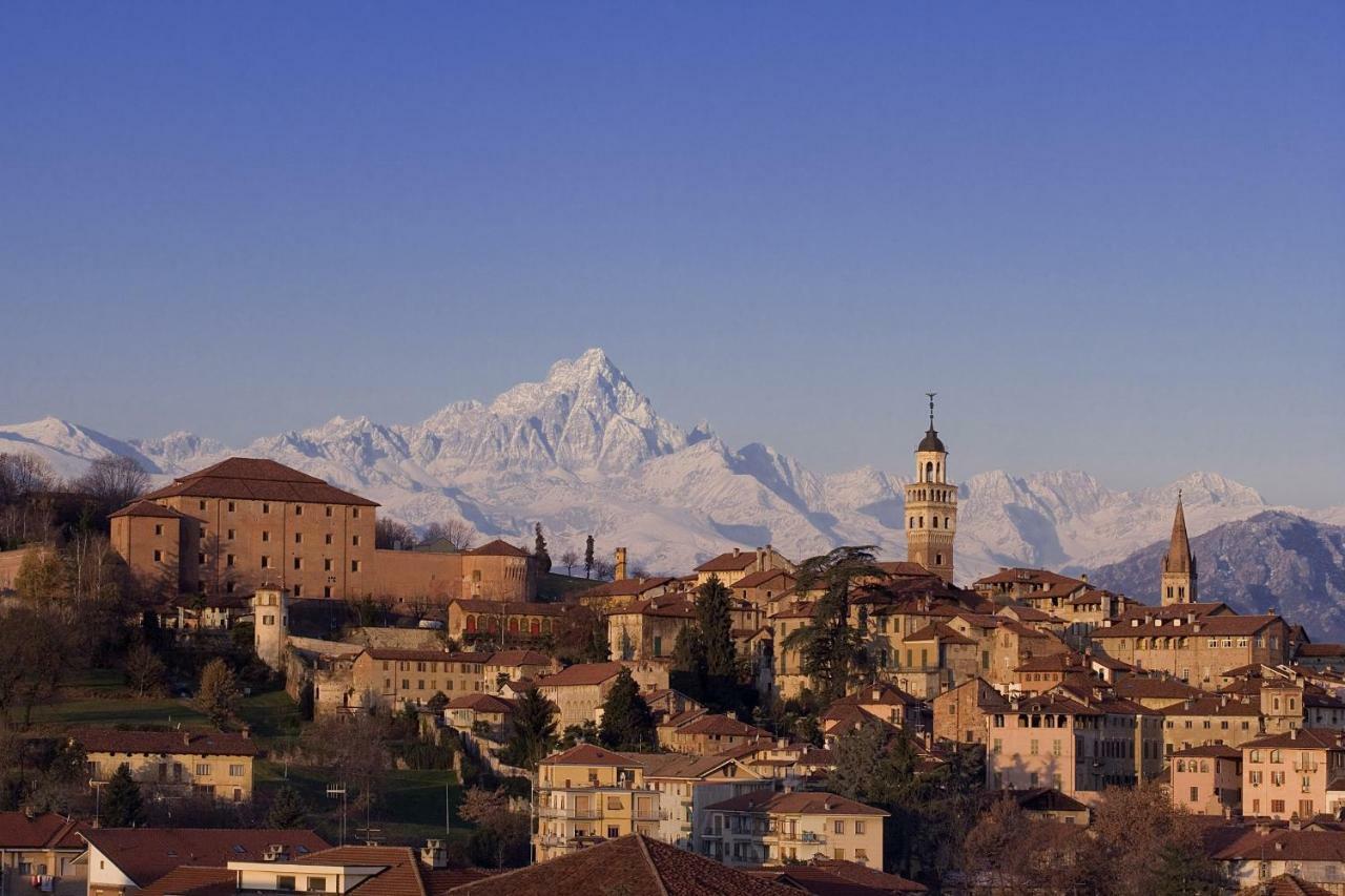 Hotel Antico Podere Propano Saluzzo Exterior foto